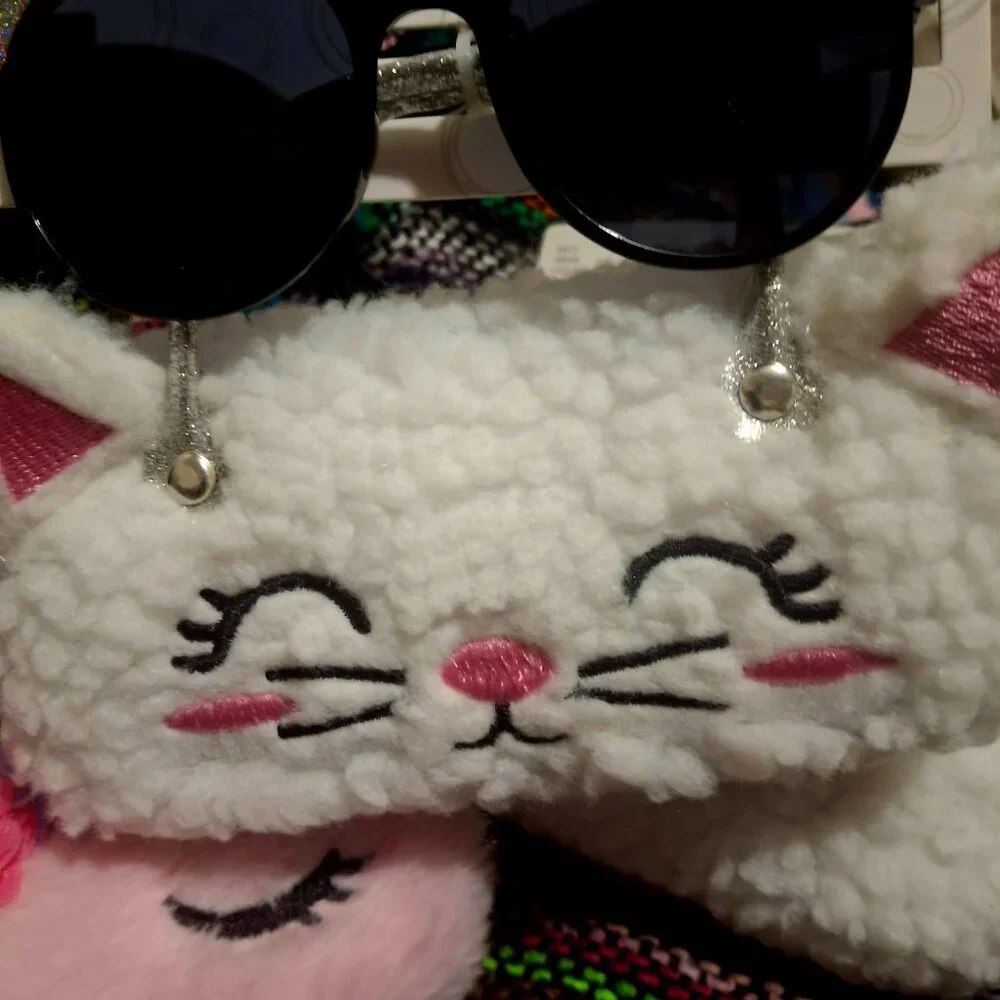 Kitty Kat & Lana Llama Sunshades & Case
